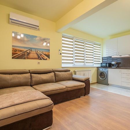 Top Location Central New & Spacious 3 Bdr Apt Medical Academy Sofia Exterior photo